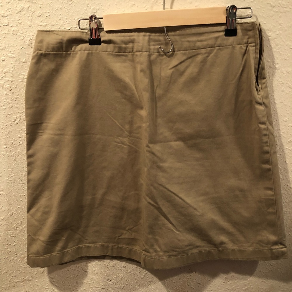 Lands End tan Skort